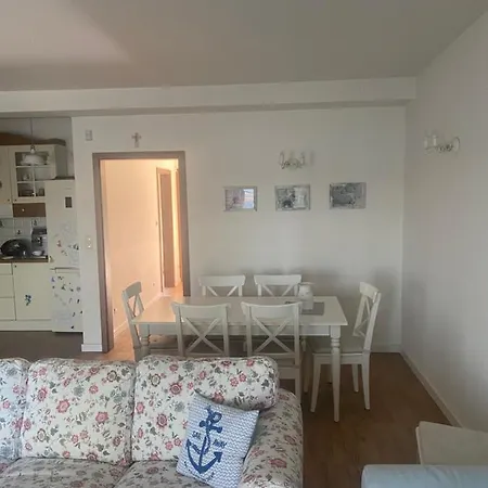 Dom Nad Jeziorem Beldany * Kamień