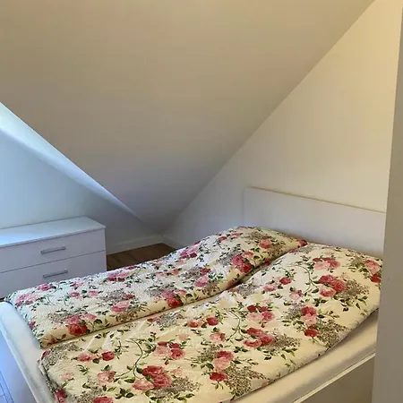 Dom Nad Jeziorem Beldany Ferienhaus